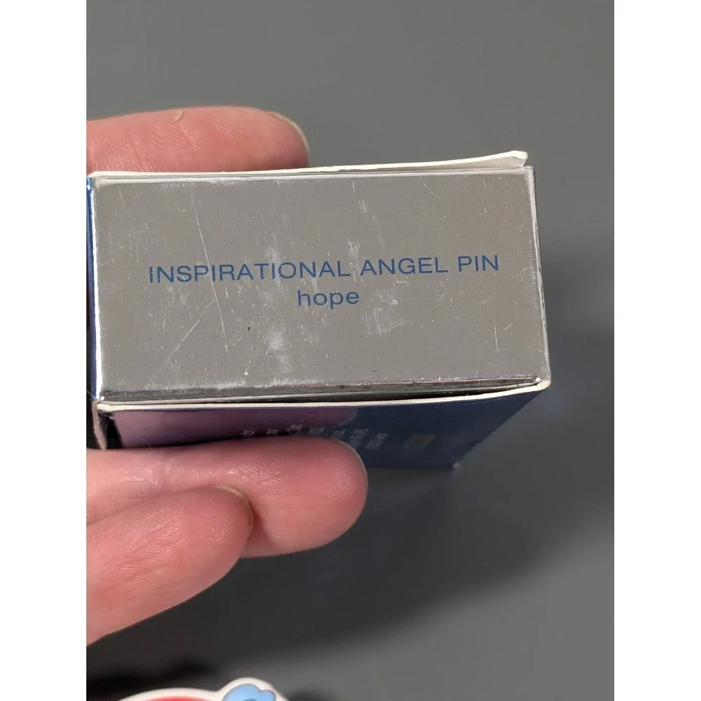 Avon 2003 Inspirational Angel Pin Purple Heart Charm White Enamel Brooch NIB